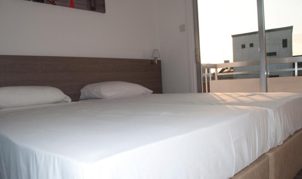 St. George Rent Rooms Larnaca Eksteriør billede