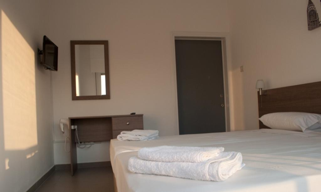 St. George Rent Rooms Larnaca Eksteriør billede