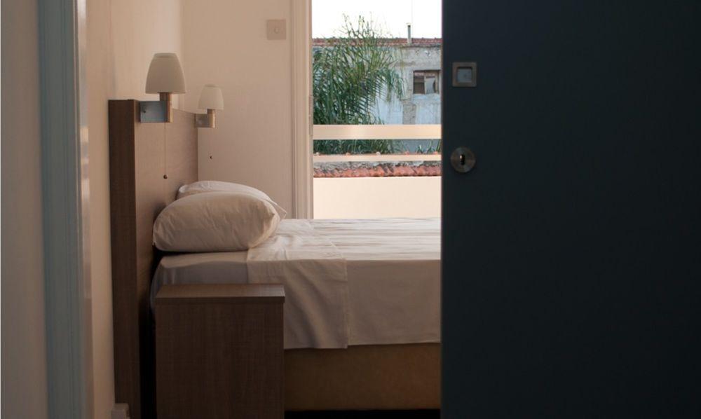 St. George Rent Rooms Larnaca Eksteriør billede