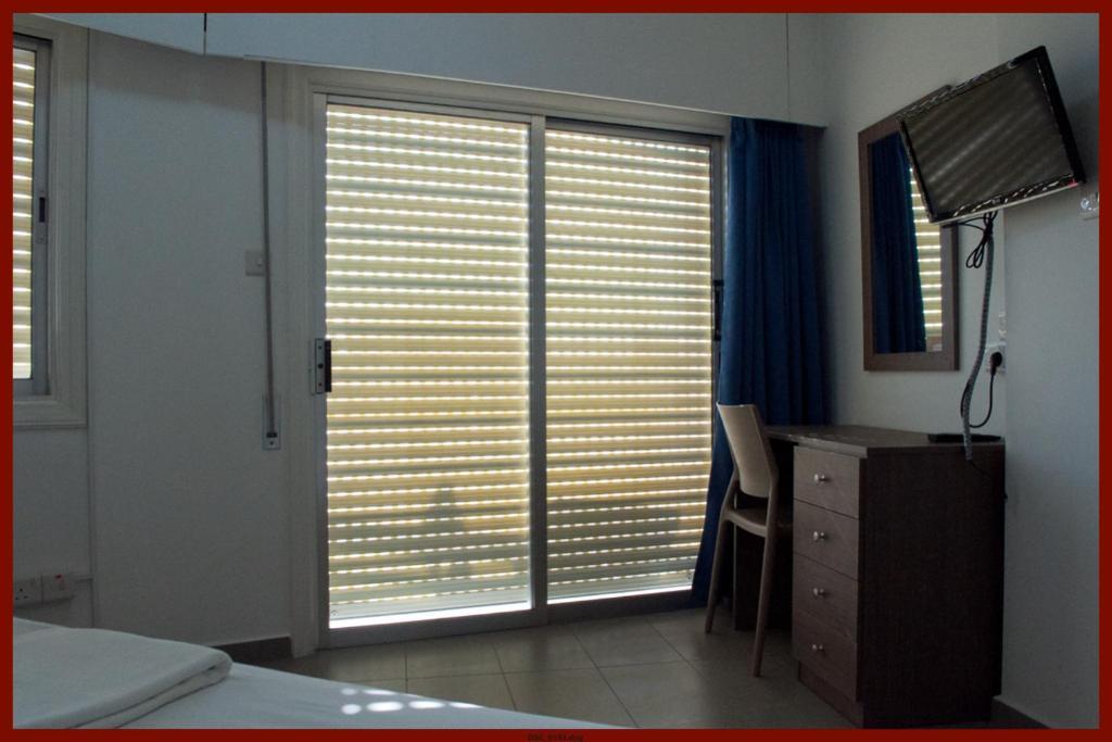 St. George Rent Rooms Larnaca Eksteriør billede